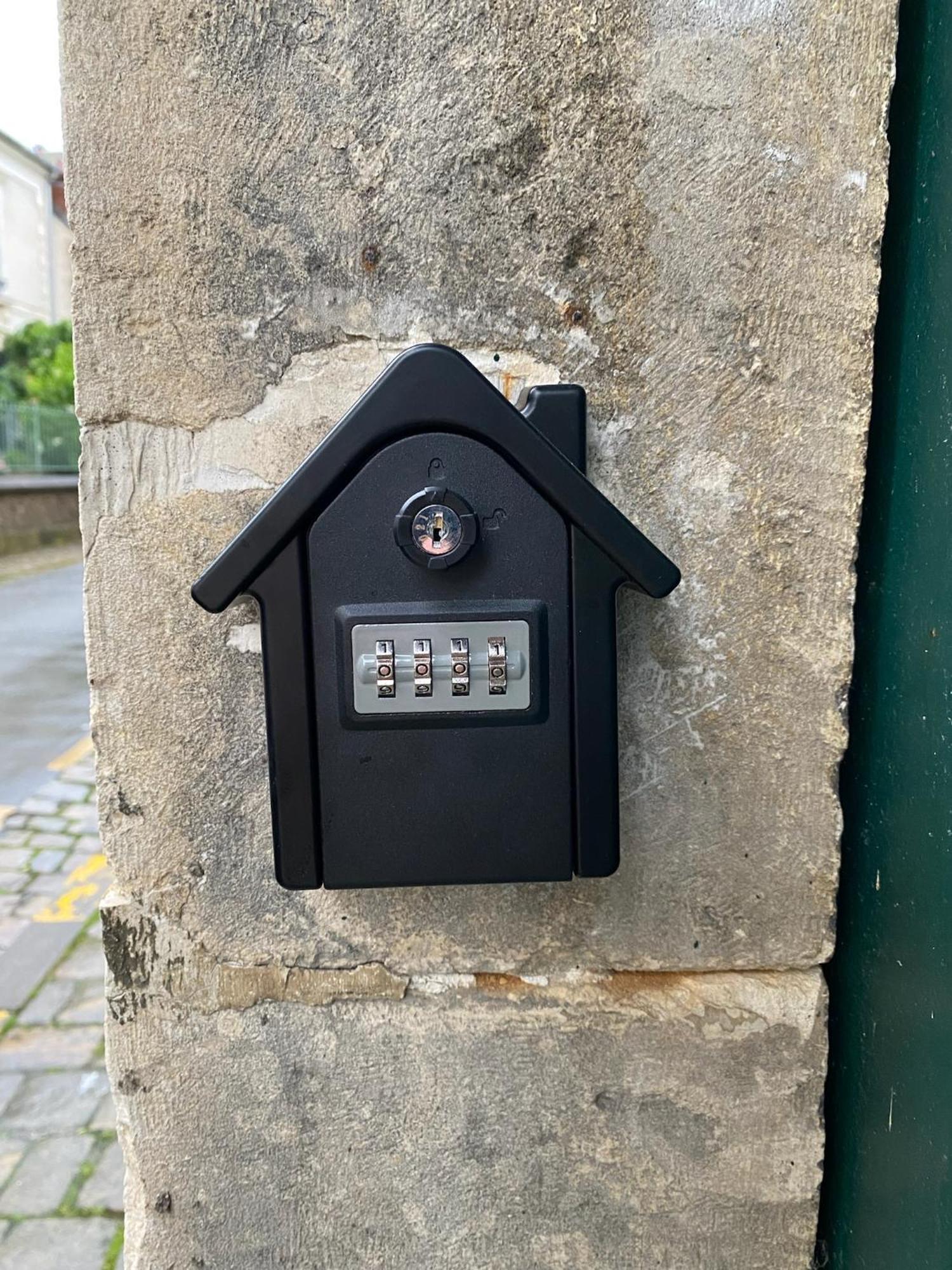 Le Studio Haslay Seraucourt En Plein Coeur De Ville De Bourges - Charme De L Ancien Et Confort Contemporain Kültér fotó